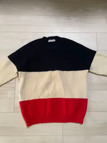 LABRAT 크루넥 니트 스웨터