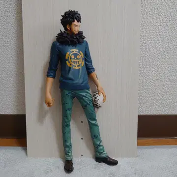 원피스 트라팔가 로 피규어