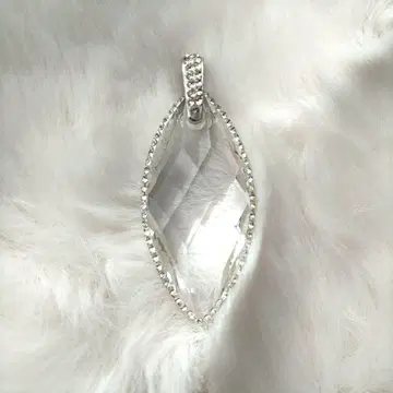 크리스탈 참 펜던트 탑 큰 것