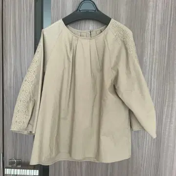 자유구 베이지 블라우스 사이즈 38