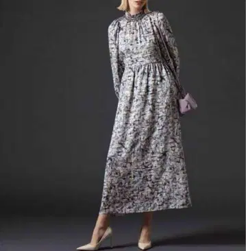 [최근 태그] Tiara 프릴 넥 컬러 페인트 프린트 원피스 보라색