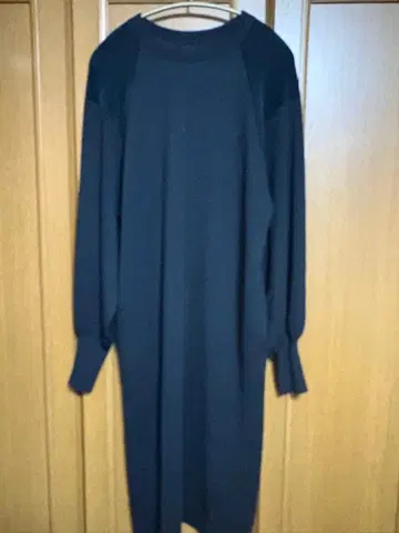 세시카 블루 이소재 믹스 블랙 원피스 CECICA BLUE