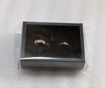 거품의 유크로니아 휘장 반지