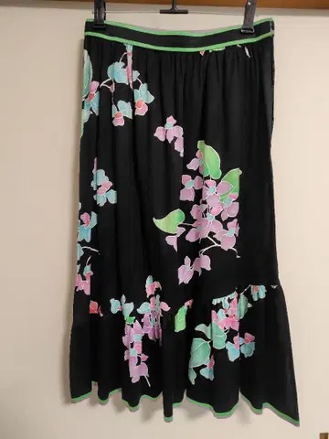 LEONARD 꽃무늬 플레어 스커트 롱