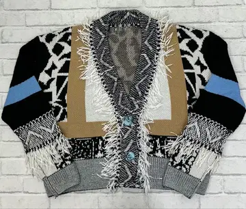 G831 SAAGE 프린지 기하학 패턴 니트 가디건