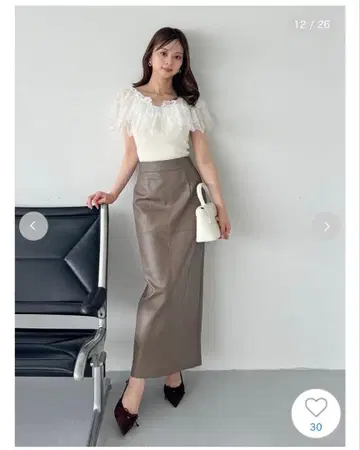 SNIDEL 스트레치 가죽 타이트 스커트 25AW