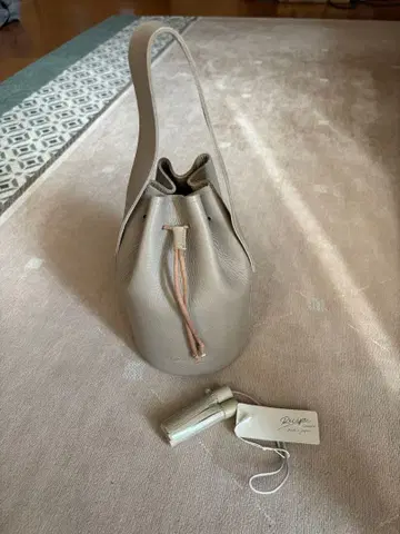 레시피 버킷백 라이트 그레이