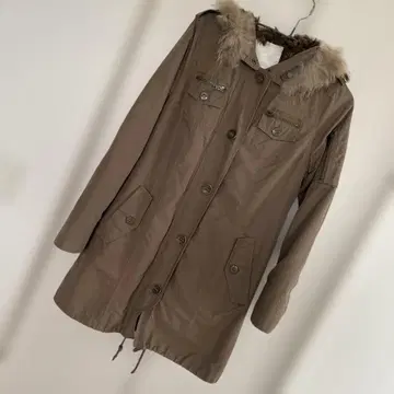 브라운 모즈 코트 퍼 포함
