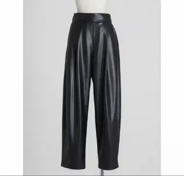 FORM PANTS/Leather black
