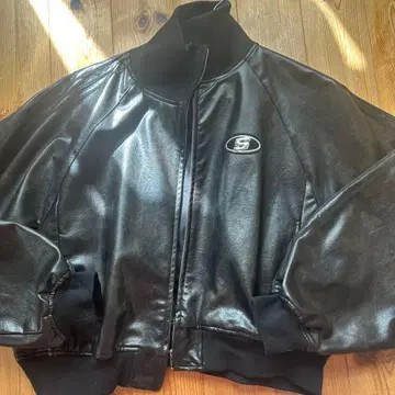 SLOPPY 블랙 가죽 자켓