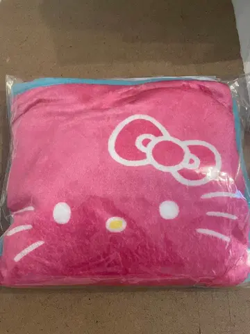 서티원 헬로키티 담요 혜택