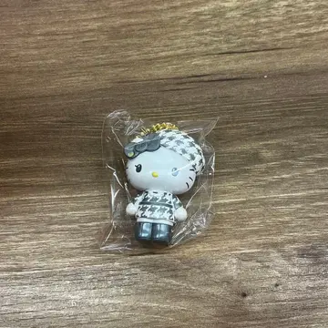 산리오 모노크롬 걸리시 시크릿 마스코트 참 키티