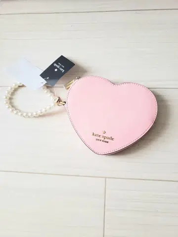 kate spade 하트형 리스렛