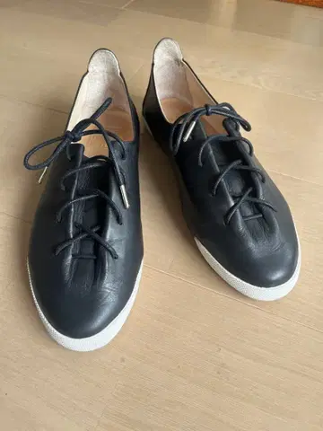 가죽 블랙 레이스업 슈즈