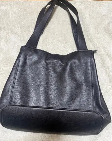 블랙 가죽 토트백