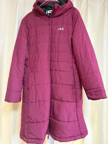 FILA 후드 부착 롱 다운 자켓