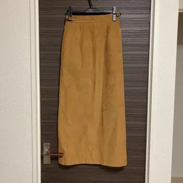 [ 새상품급 ] BEAUTY&YOUTH 페이크 스웨이드 롱 타이트 스커트