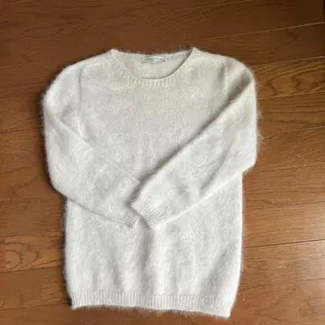 핑크 베이지 모헤어 스웨터