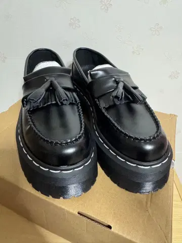 s1000 통굽 로퍼 화이트 스티치 24cm