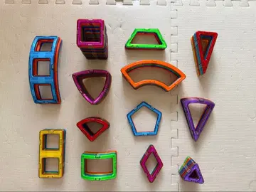 컬러풀 블록 완구 세트