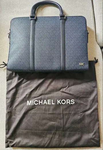 [ 11/3까지 판매 ] 마이클코어스의 비즈니스용 백