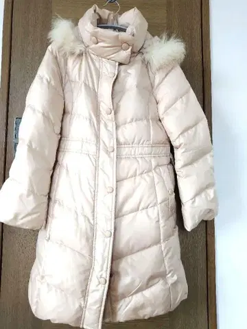 쿠미쿄쿠 베이지 퍼 다운 자켓