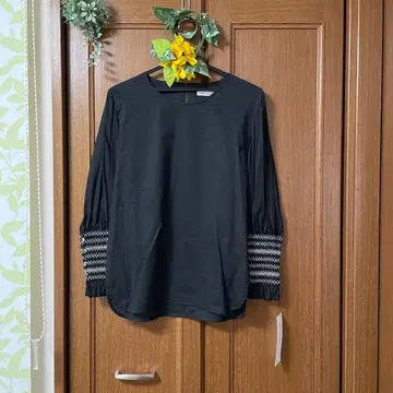 MARECHAL TERRE 변형 긴팔 블라우스