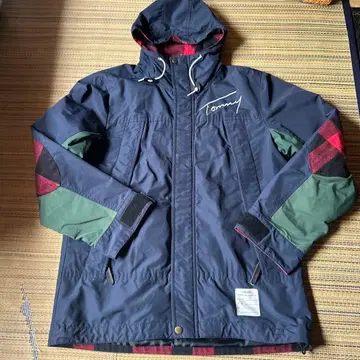 Tommy 후드 부착 마운틴 후드티