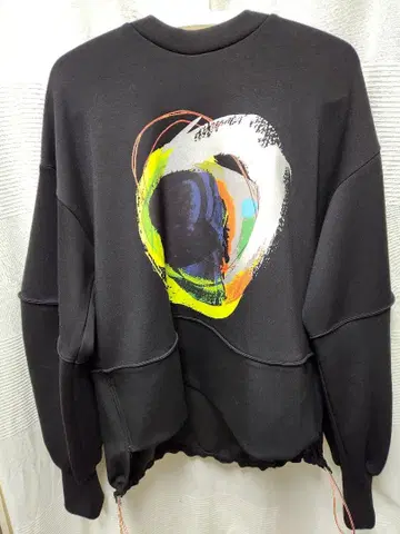 OMMO 서클 페인트 맨투맨 탑