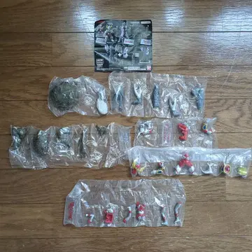 HGX 츠부라야 프로덕션 니 산죠 리쿠 셀렉션 풀 컴프