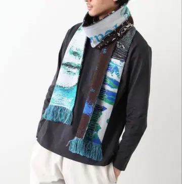 MONTMARTRE NEW YORK ALTERNATIVE SCARF