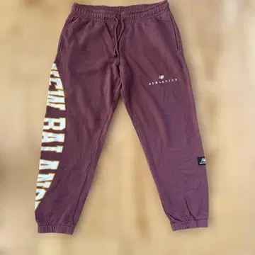 New Balance 조거 팬츠 버건디