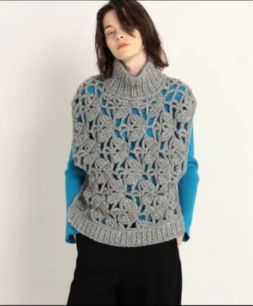 투모로우랜드 맥피 니트 베스트 볼레로