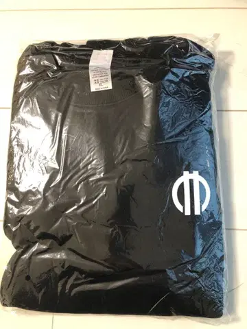 순텐도 대학 블랙 로고 맨투맨 상의 (미사용)