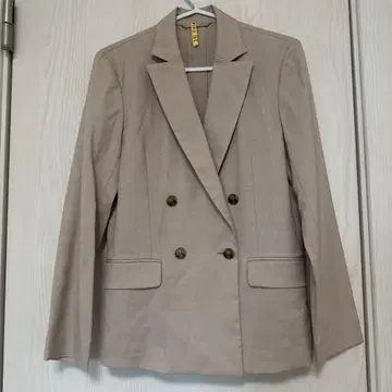 베이지 더블 브레스트 테일러드 자켓