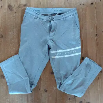 adidas 그레이 Three Stripes 팬츠