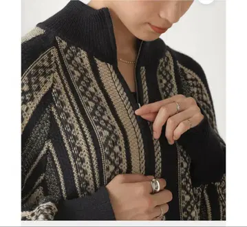 택 포함 부즈루드 자카드 니트 블루종과 스커트 세트