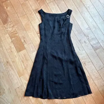 슬리브리스 원피스 MK MICHEL KLEIN