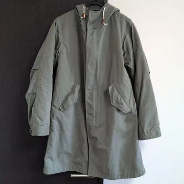 UNITED ARROWS 후드 부착 모즈 코트