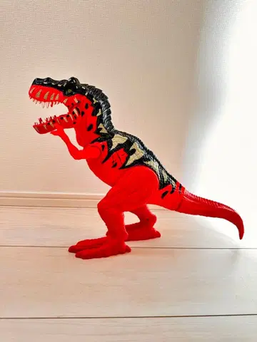 [선착순!] 티라노사우루스 빛나는 울음 피규어