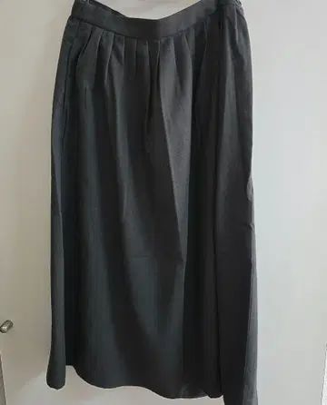 무인양품 기모 턱 스커트 다크 그린