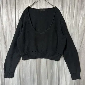 크롭 V넥 블랙 니트 EMODA 블랙 Y