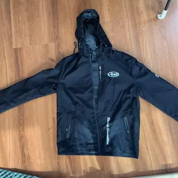 Arai 후드 부착 나일론 자켓 블랙