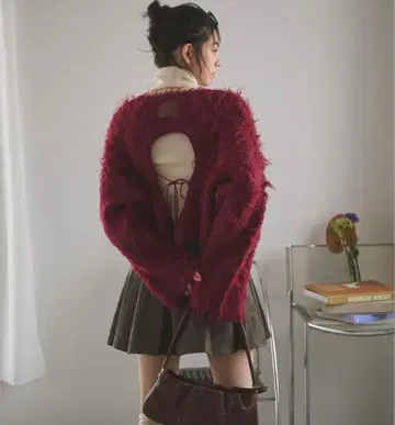 loin nuit 로완뉴이 샤기 백리본 니트