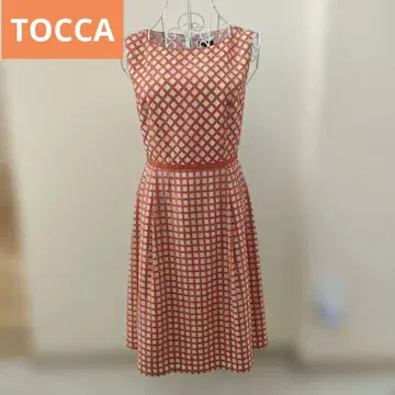 TOCCA 슬리브리스 무릎 기장 원피스 0
