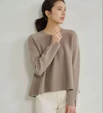 그린 라벨 릴랙싱 모조 진주 크루넥 페플럼