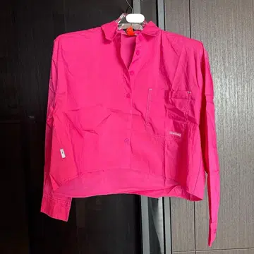 미사용 새상품 BEYOND THE VINES 핑크 긴팔 셔츠