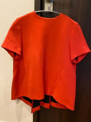 YOKO CHAN 반팔 레드 상의