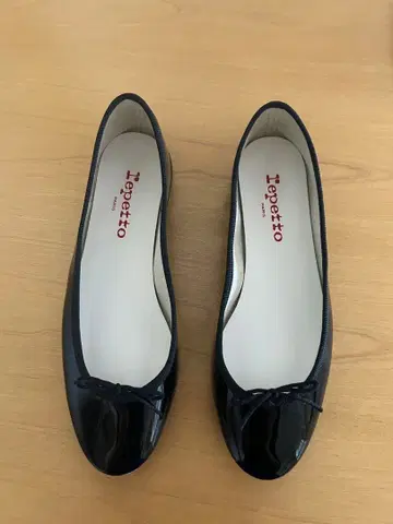 레페토 비건 레더 발레 슈즈 블랙 37