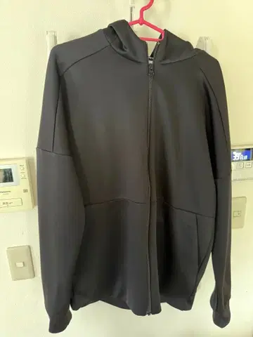 adidas COMBAT SPORTS 블랙 후드티